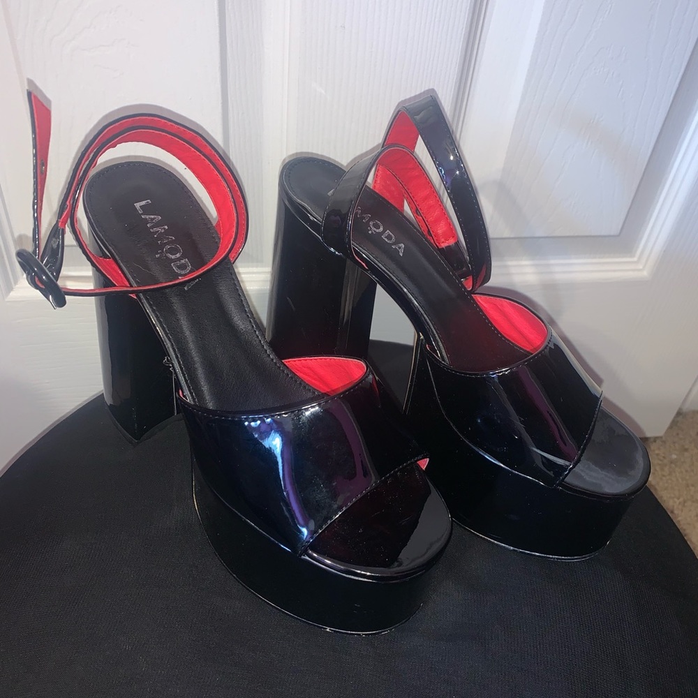 Lamoda black patent platform heels